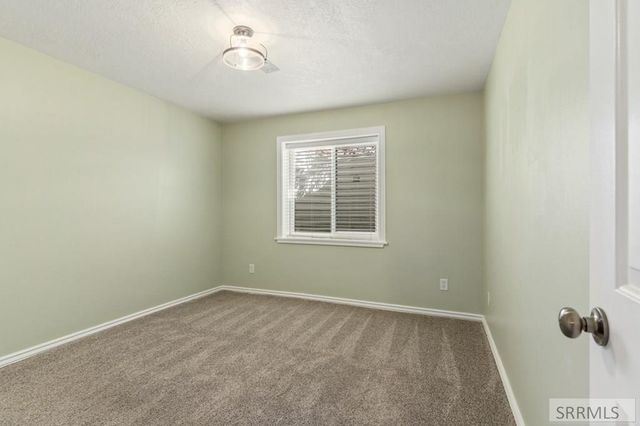 492 Oaktrail Drive, Chubbuck, ID 83202