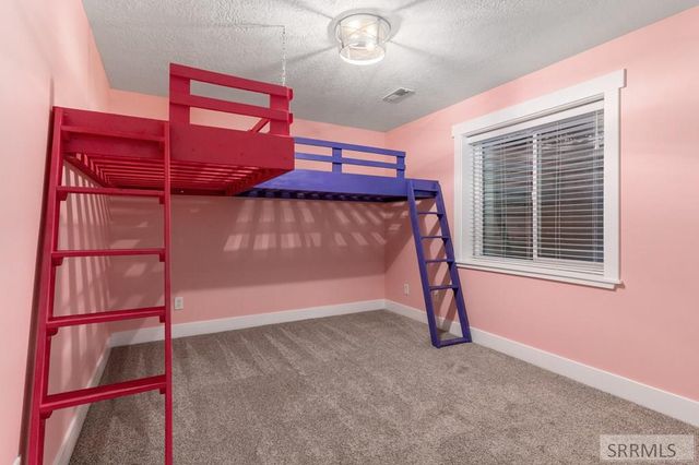 492 Oaktrail Drive, Chubbuck, ID 83202