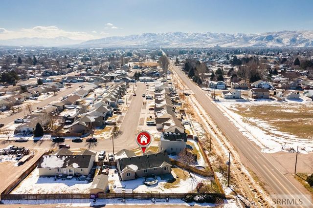 492 Oaktrail Drive, Chubbuck, ID 83202