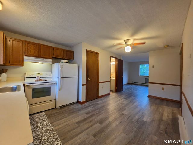 1568 Meriden Road 4C, Waterbury, CT 06705
