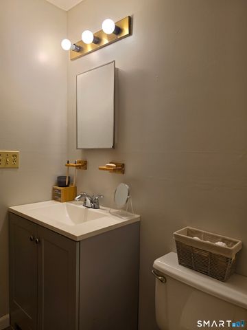 1568 Meriden Road 4C, Waterbury, CT 06705