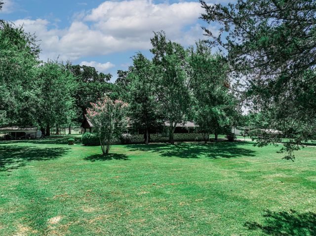 2341 FM 2649, Lone Oak, TX 75453