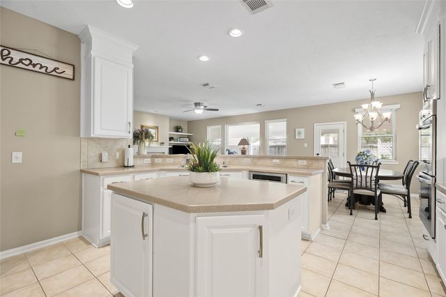 606 Biscayne Bend Lane, League City, TX 77573