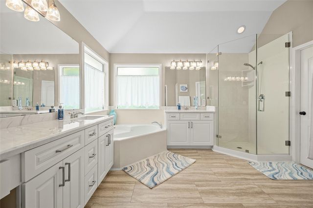 606 Biscayne Bend Lane, League City, TX 77573