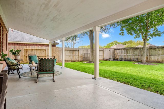 606 Biscayne Bend Lane, League City, TX 77573