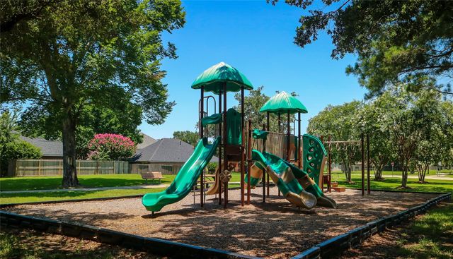 606 Biscayne Bend Lane, League City, TX 77573