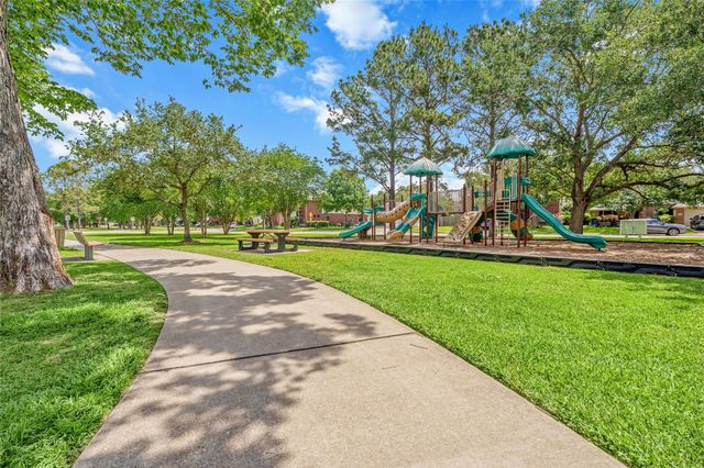 606 Biscayne Bend Lane, League City, TX 77573