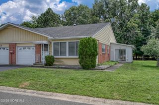 14 Monmouth Lane B, Whiting, NJ 08759