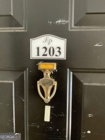 1203 Par Three Way, Lithonia, GA 30038