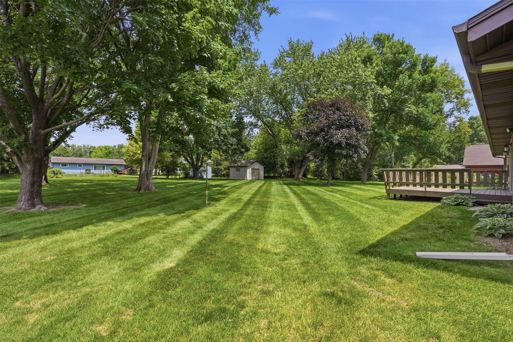 Image 44 of property listing at 2728 E Deblene Lane, Eau Claire, WI 54703