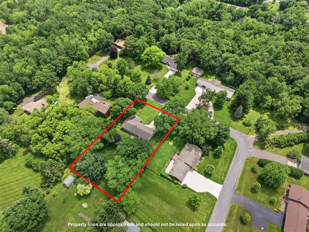 Image 51 of property listing at 2728 E Deblene Lane, Eau Claire, WI 54703