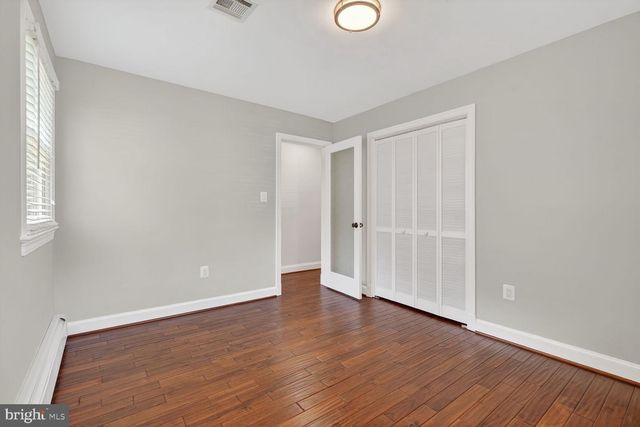4320 LOYOLA AVE, Alexandria, VA 22304
