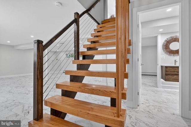 4320 LOYOLA AVE, Alexandria, VA 22304