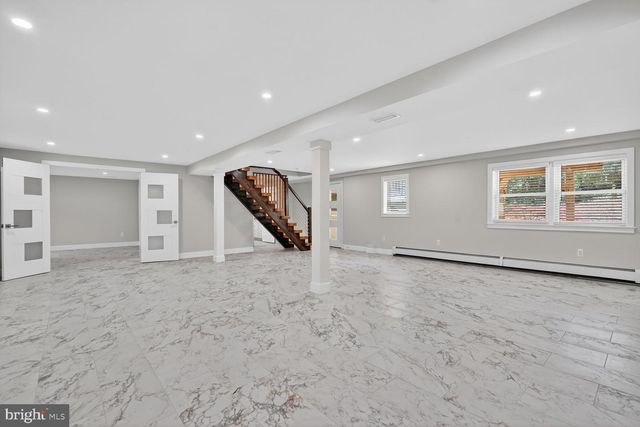 4320 LOYOLA AVE, Alexandria, VA 22304