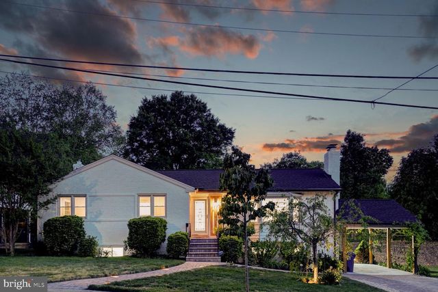 4320 LOYOLA AVE, Alexandria, VA 22304