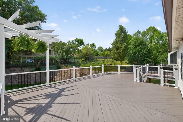 4320 LOYOLA AVE, Alexandria, VA 22304