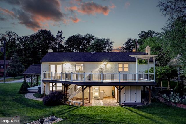 4320 LOYOLA AVE, Alexandria, VA 22304