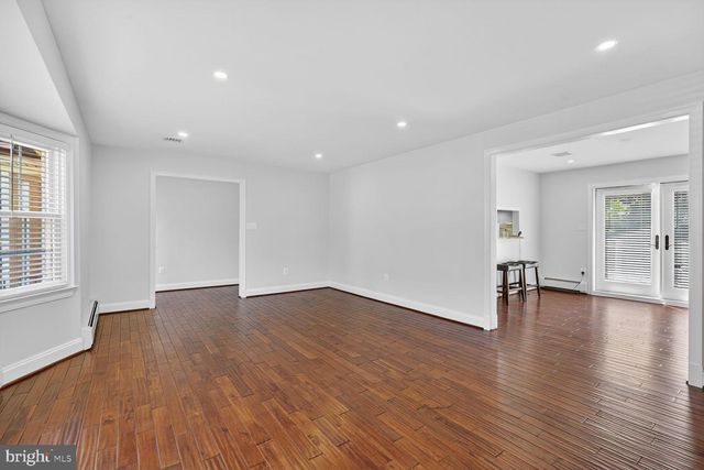 4320 LOYOLA AVE, Alexandria, VA 22304