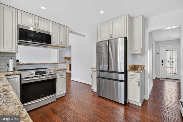 4320 LOYOLA AVE, Alexandria, VA 22304