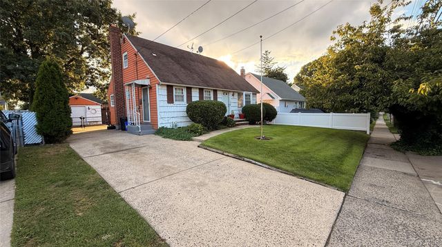 212 Ethel Street, Valley Stream, NY 11580