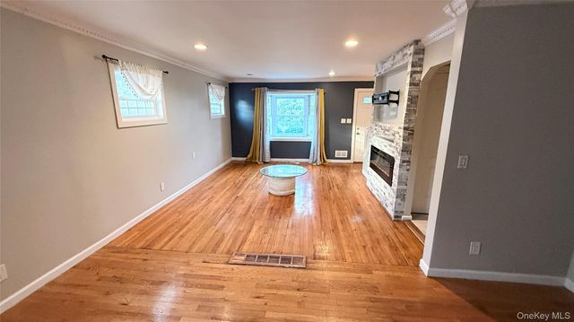 212 Ethel Street, Valley Stream, NY 11580