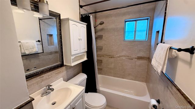 212 Ethel Street, Valley Stream, NY 11580
