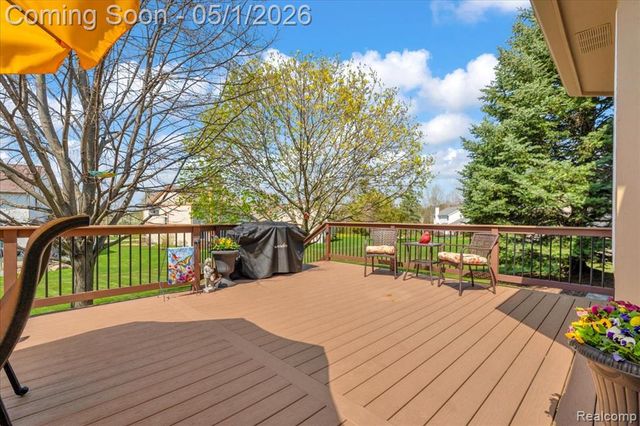 8330 Sherwood Drive, Grand Blanc, MI 48439