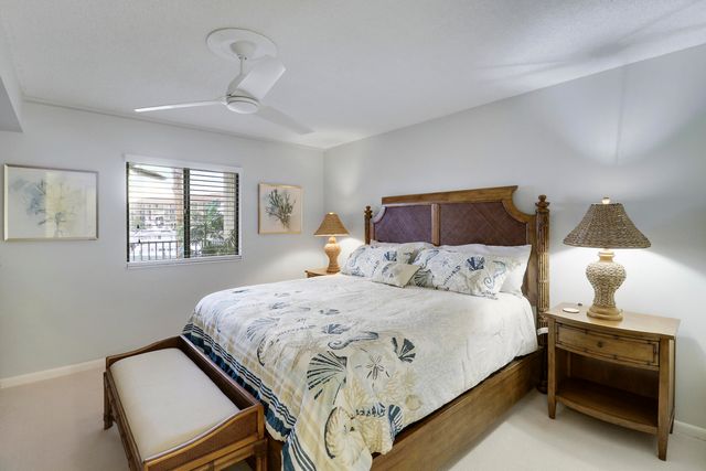 1601 Marina Isle Way 202, Jupiter, FL 33477