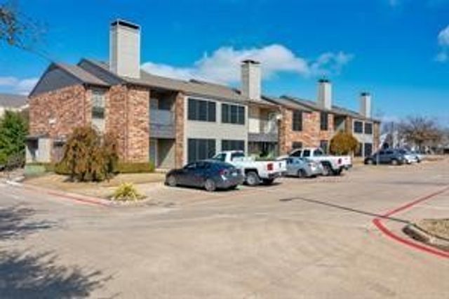 6002 Marvin Loving Drive 203, Garland, TX 75043