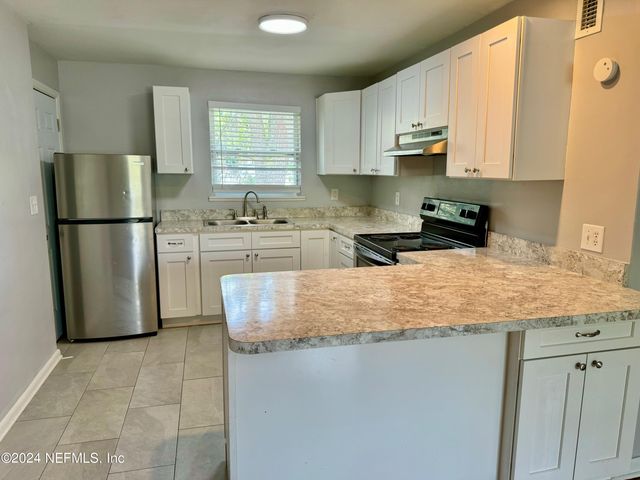 3337 DREW Street 3, Jacksonville, FL 32207