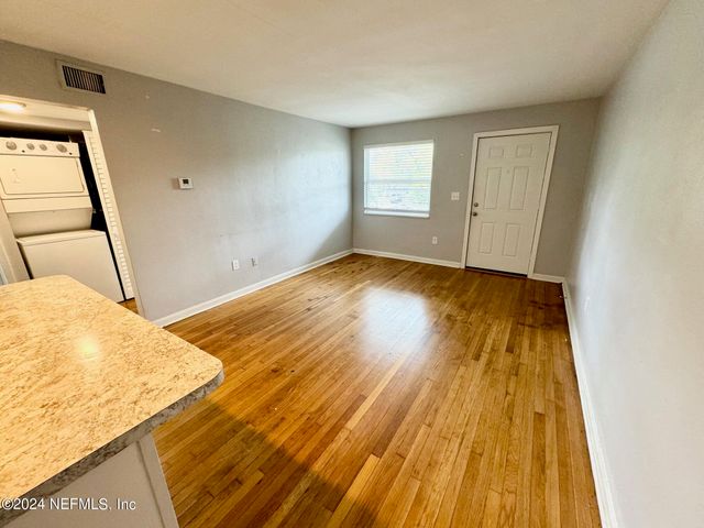 3337 DREW Street 3, Jacksonville, FL 32207