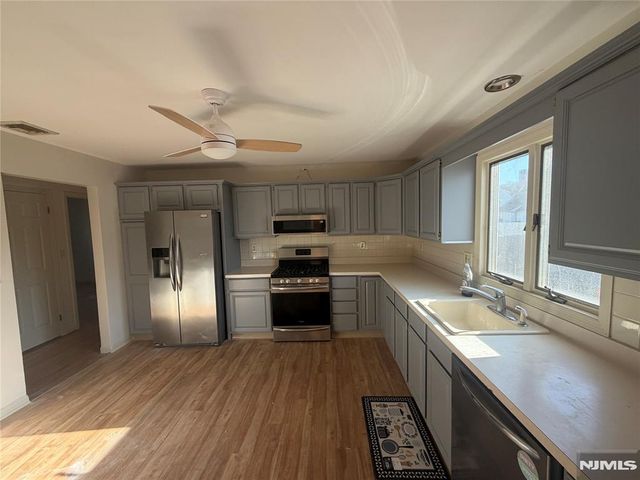 25 Elm Avenue 2, Fairview, NJ 07022