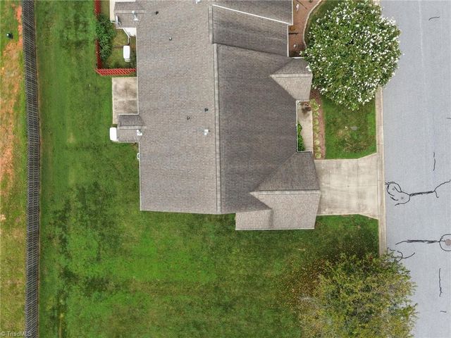 2002 Guinness Drive, Graham, NC 27253
