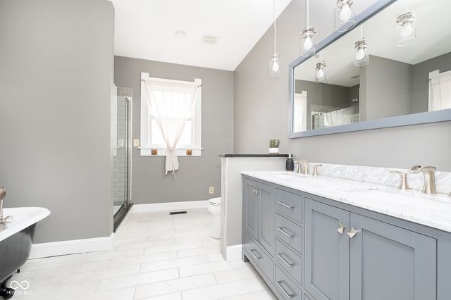219 E 11th Street, Indianapolis, IN 46202