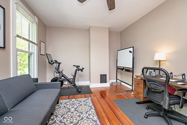 219 E 11th Street, Indianapolis, IN 46202