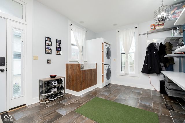 219 E 11th Street, Indianapolis, IN 46202