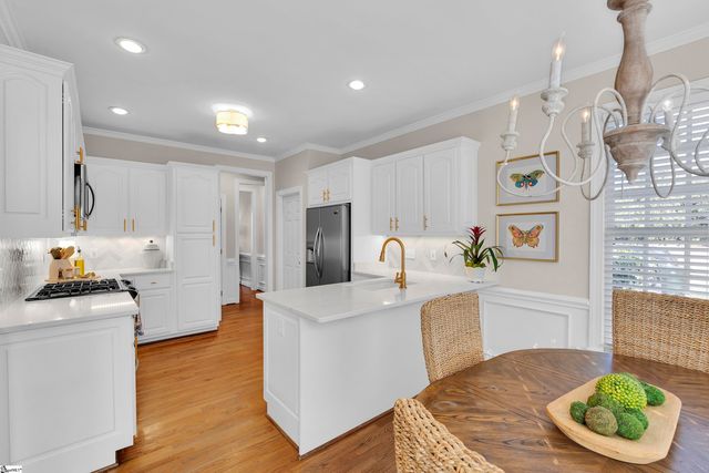 17 Gilder Point Court, Simpsonville, SC 29681