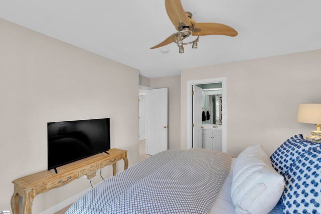 17 Gilder Point Court, Simpsonville, SC 29681