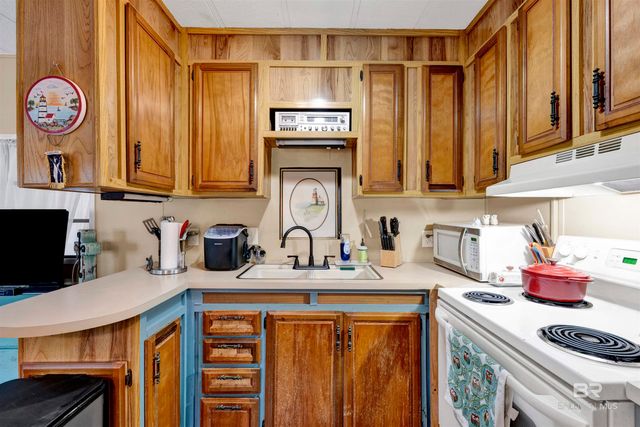 489 Elberta Loop, Lillian, AL 36549