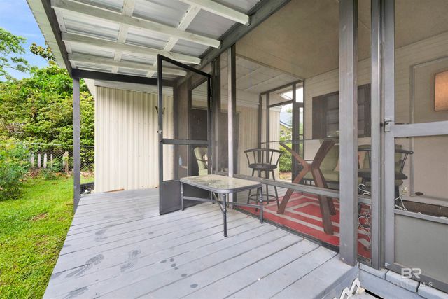 489 Elberta Loop, Lillian, AL 36549