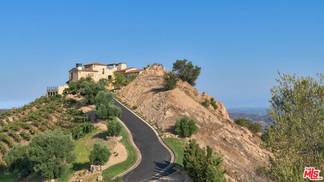 340 N Kanan Dume Road, Malibu, CA 90265