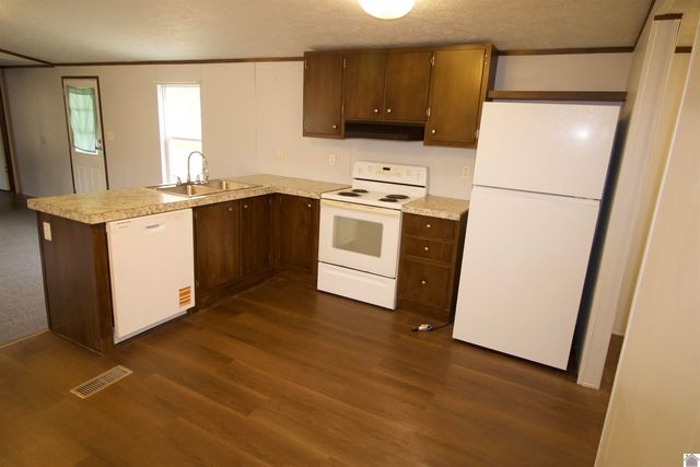 2211 Roosevelt Road, Dexter, KY 42036