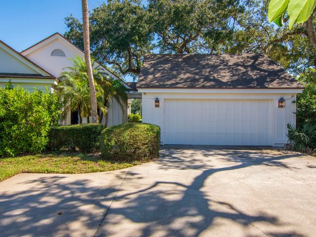 100 River Oak Lane, Indian River Shores, FL 32963