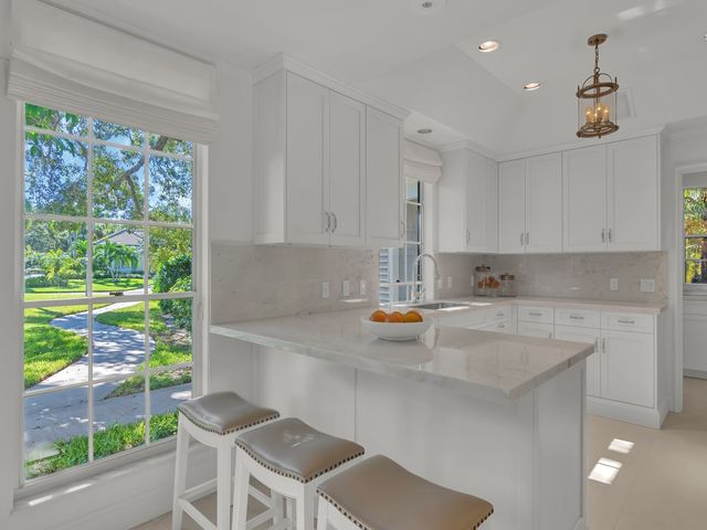 100 River Oak Lane, Indian River Shores, FL 32963