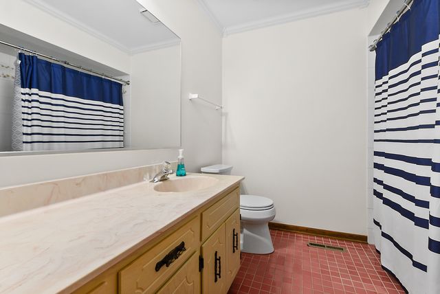 8316 ASHLEY Lane 1272, Tinley Park, IL 60477