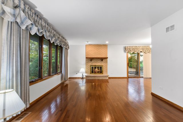 8316 ASHLEY Lane 1272, Tinley Park, IL 60477