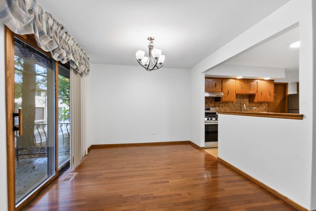 8316 ASHLEY Lane 1272, Tinley Park, IL 60477