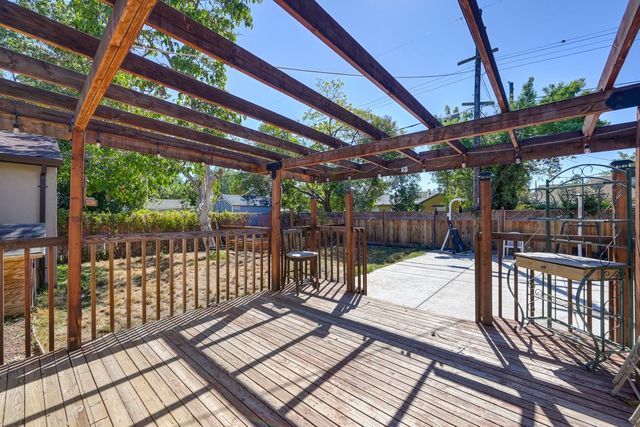 2660 23rd Ave, Sacramento, CA 95820