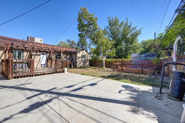 2660 23rd Ave, Sacramento, CA 95820