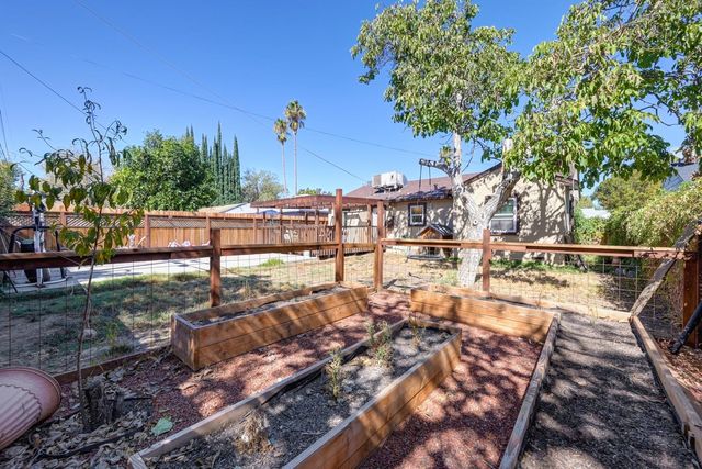 2660 23rd Ave, Sacramento, CA 95820